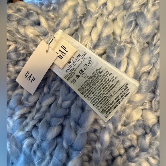 GAP Blue And White Chunky Knit Scarf With Fringe Tassels NWT - Picture 3 of 6